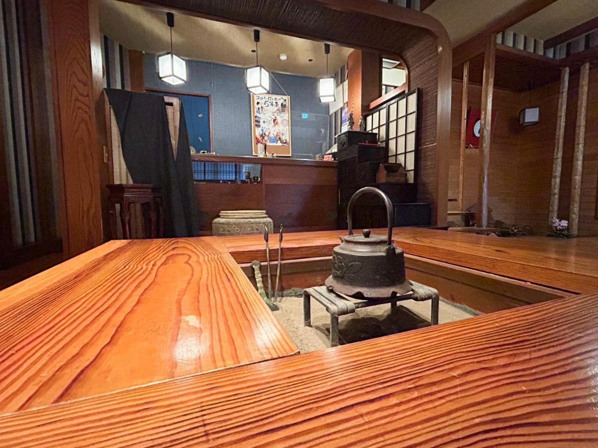 Sangai Ryokan Gotsu 外观 照片