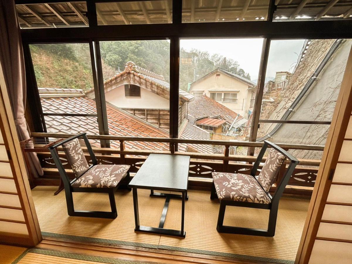 Sangai Ryokan Gotsu 外观 照片